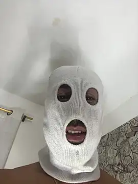 Snapshot of Alex_Teau chatting on January 25, 6:23 am Alex Teau online show from January 25, 6:23 am