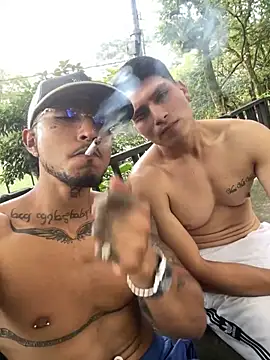 Snapshot of Alex_Teau chatting on February 26, 9:48 pm Alex Teau online show from February 26, 9:48 pm