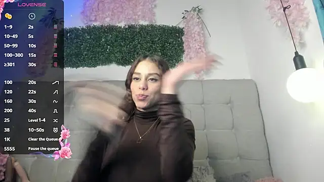 misticasexy online show from February 6, 3:37 am