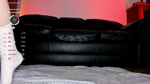  alexanotitle online show from February 6, 9:40 pm