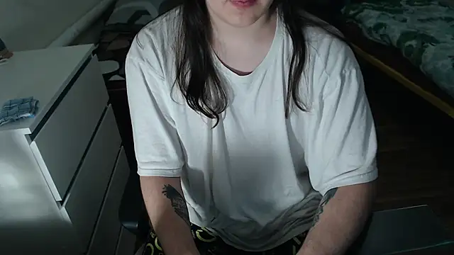 EvaMiron online show from October 17, 7:05 pm