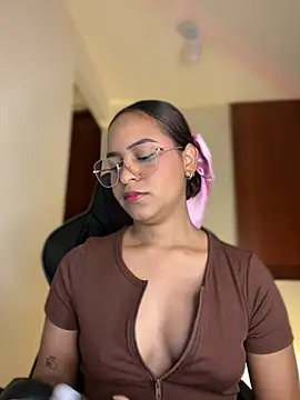 gretta kler1 online show from January 22, 1:11 pm