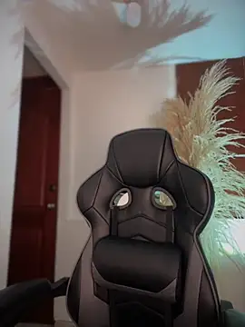 gretta kler1 online show from October 10, 11:31 am