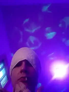 Snapshot of SuccubusTatuada chatting on February 12, 9:21 pm SuccubusTatuada online show from February 12, 9:21 pm