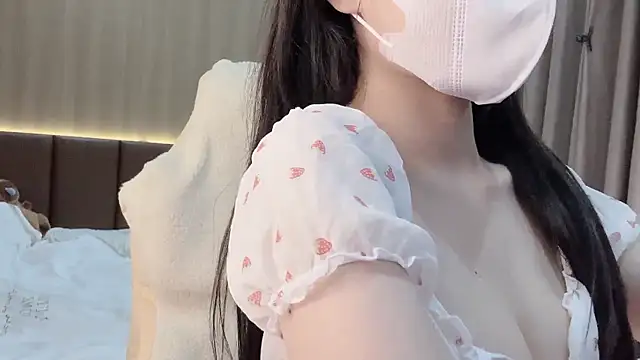 VIVIAN247 online show from March 6, 3:24 pm