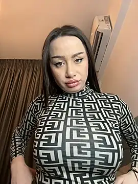 Snapshot of deliaroyal chatting on February 27, 3:37 pm deliaroyal online show from February 27, 3:37 pm