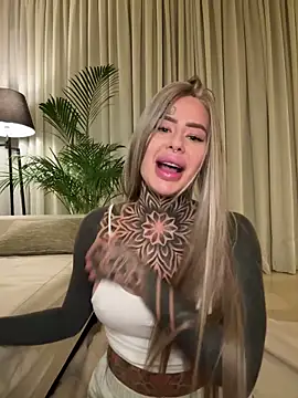 Snapshot of bambixboo chatting on November 13, 8:30 pm bambixboo online show from November 13, 8:30 pm