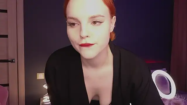 Snapshot of KristiRosee chatting on January 24, 11:15 am KristiRosee online show from January 24, 11:15 am