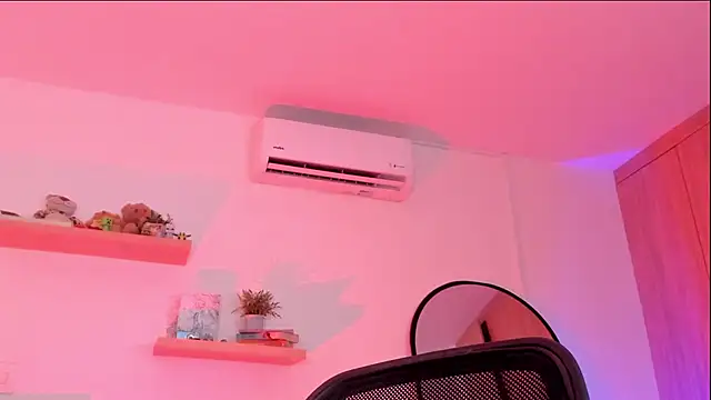 Snapshot of rose_saenz chatting on October 9, 8:29 pm rose saenz online show from October 9, 8:29 pm