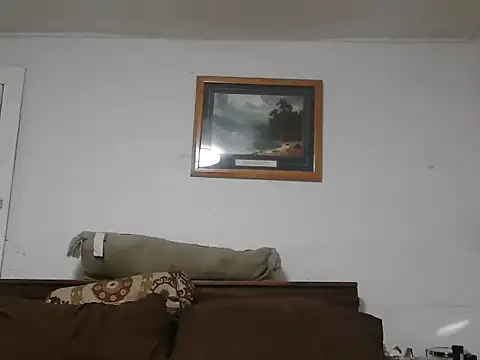 Snapshot of CaramelDipper chatting on October 29, 4:59 am CaramelDipper online show from October 29, 4:59 am