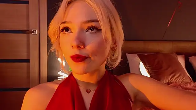 SandraBoyl online show from March 7, 4:13 am