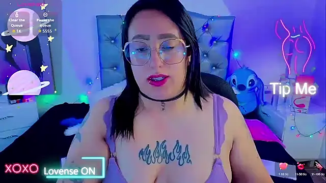 NatalieHarris online show from March 31, 4:29 pm