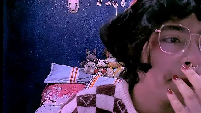 NinaYellow online show from March 17, 1:03 pm