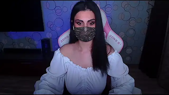 Snapshot of __Yasmina__ chatting on June 27, 3:55 am Yasmina online show from June 27, 3:55 am