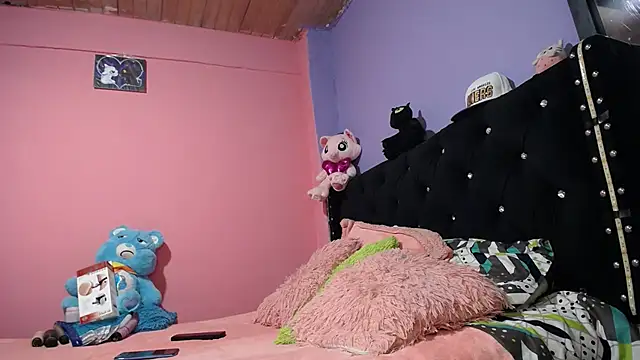 Snapshot of bad_couple_sex chatting on December 10, 8:27 pm bad couple sex online show from December 10, 8:27 pm