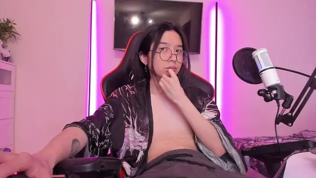 wexlee7 online show from November 28, 10:18 am