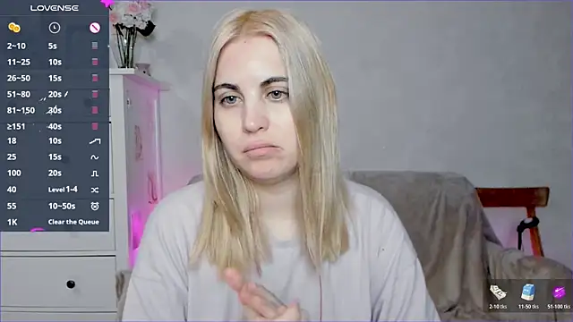 pawpaws online show from November 12, 7:31 am