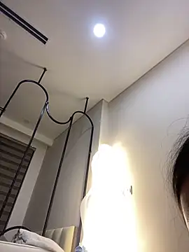 Snapshot of MEOW_MEO chatting on March 18, 8:26 pm MEOW MEO online show from March 18, 8:26 pm