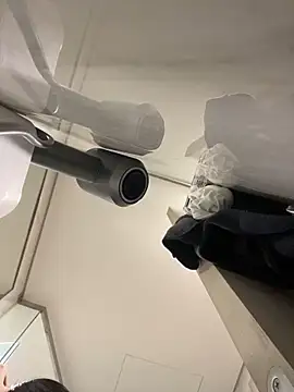 Snapshot of MEOW_MEO chatting on November 8, 3:45 pm MEOW MEO online show from November 8, 3:45 pm