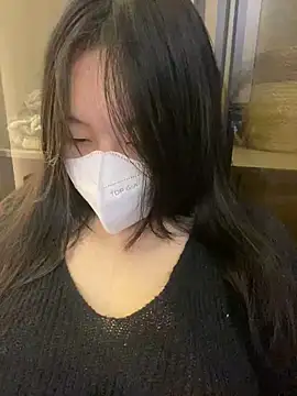 Snapshot of MEOW_MEO chatting on December 21, 3:19 pm MEOW MEO online show from December 21, 3:19 pm