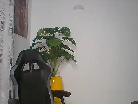 rosey cheeks online show from April 10, 1:33 am