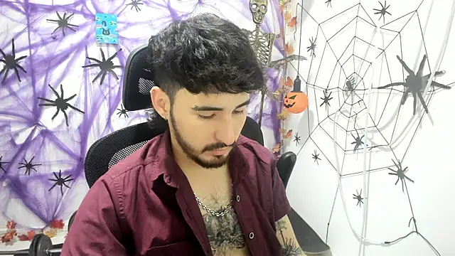 DmitriSanders online show from November 8, 8:18 pm