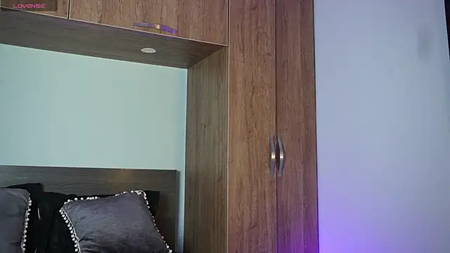 MarkHazze online show from October 17, 5:26 pm