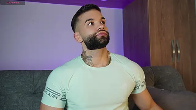 MarkHazze online show from November 4, 9:58 pm