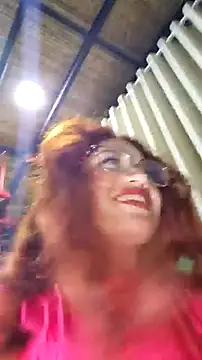 Snapshot of Ivanna_Diamon chatting on February 13, 3:18 am Ivanna Diamon online show from February 13, 3:18 am