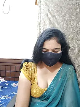 Snapshot of Keerthi-Telugu chatting on March 25, 5:24 am Keerthi-Telugu online show from March 25, 5:24 am