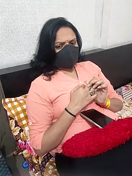 Snapshot of khushikhushi chatting on February 12, 11:27 am khushikhushi online show from February 12, 11:27 am