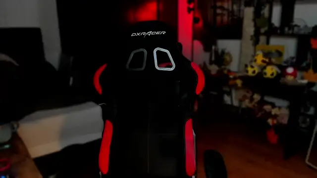 Lisaonthemoon online show from September 21, 3:35 pm