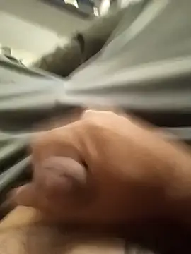 dredre1069 online show from December 4, 3:37 am