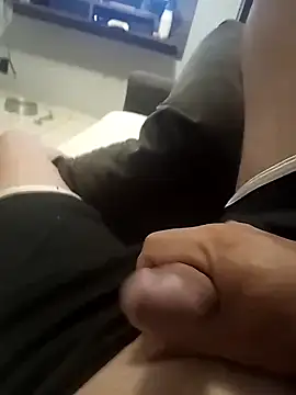 dredre1069 online show from January 12, 3:28 am