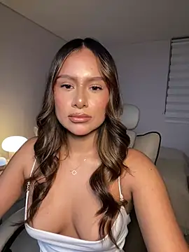 AndreaMartini online show from March 9, 12:10 am