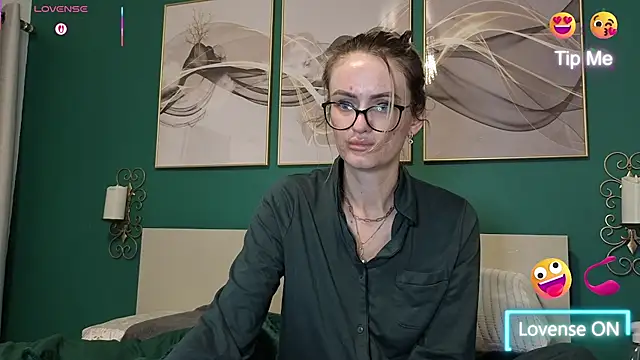 hotjessyca online show from April 30, 4:52 am
