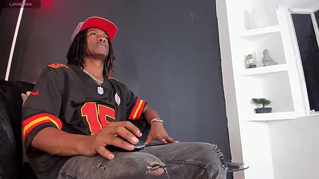 Snapshot of BRYXXXON1 chatting on December 14, 3:51 am BRYXXXON1 online show from December 14, 3:51 am