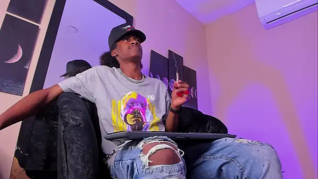 Snapshot of BRYXXXON1 chatting on February 28, 1:47 pm BRYXXXON1 online show from February 28, 1:47 pm