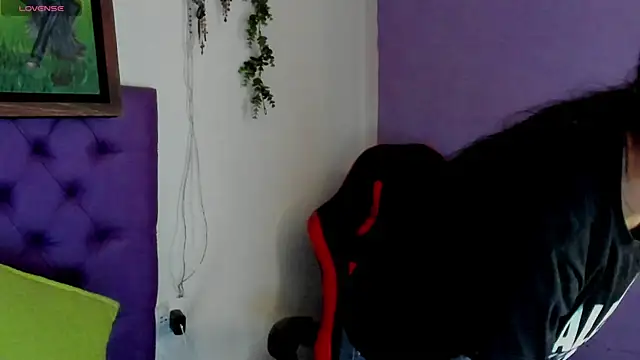 Snapshot of Cloeandtyfanny chatting on July 14, 4:23 pm Cloeandtyfanny online show from July 14, 4:23 pm