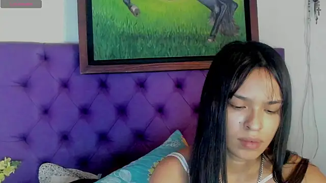 Snapshot of Cloeandtyfanny chatting on July 18, 4:55 pm Cloeandtyfanny online show from July 18, 4:55 pm