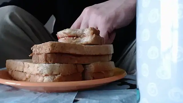 Snapshot of Cordt30 chatting on February 8, 1:58 pm Cordt30 online show from February 8, 1:58 pm