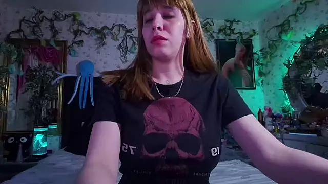 Snapshot of Elizabeth77_ chatting on February 3, 10:14 am Elizabeth77 online show from February 3, 10:14 am