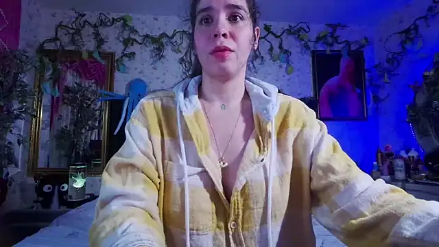 Snapshot of Elizabeth77_ chatting on March 18, 10:25 am Elizabeth77 online show from March 18, 10:25 am