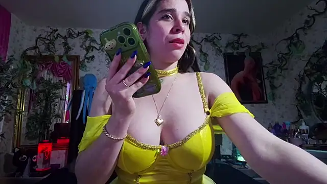 Snapshot of Elizabeth77_ chatting on October 17, 8:22 pm Elizabeth77 online show from October 17, 8:22 pm