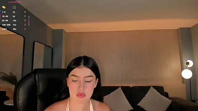 Snapshot of PaulinaSantos_ chatting on October 13, 7:36 pm PaulinaSantos online show from October 13, 7:36 pm