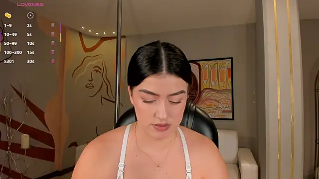 Snapshot of PaulinaSantos_ chatting on July 9, 7:51 pm PaulinaSantos online show from July 9, 7:51 pm