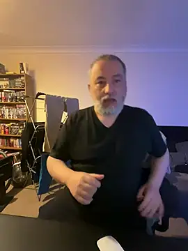 LondonTeffy online show from January 21, 10:30 pm