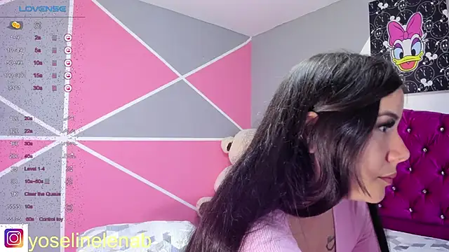 Vanefox online show from December 4, 1:03 am