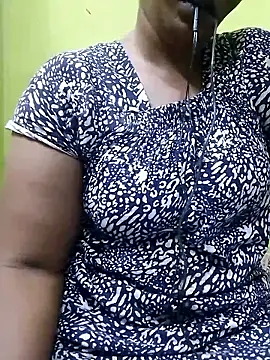 Tamilpriya46 online show from November 3, 5:36 pm