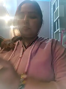 Snapshot of Dianaa9 chatting on February 9, 7:27 am Dianaa9 online show from February 9, 7:27 am